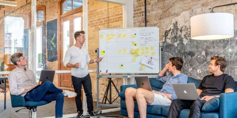 Pessoas em uma reunião de negócios